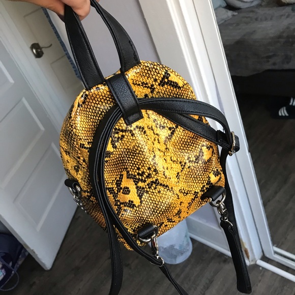 Mini backpack - Picture 4 of 4